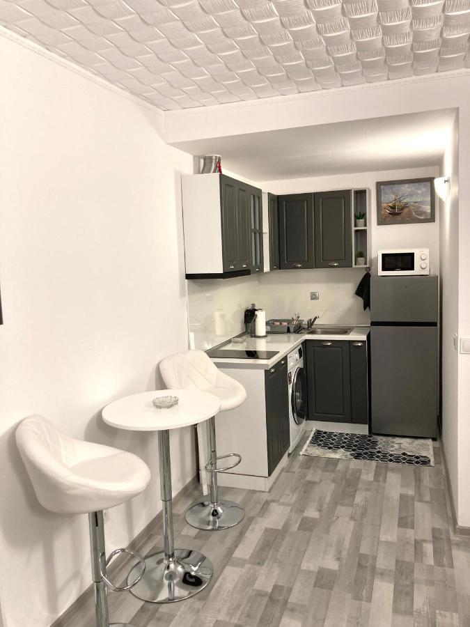 Апартаменти Блу Самър 1 & 2 & 3 Pantai Sunny Bagian luar foto