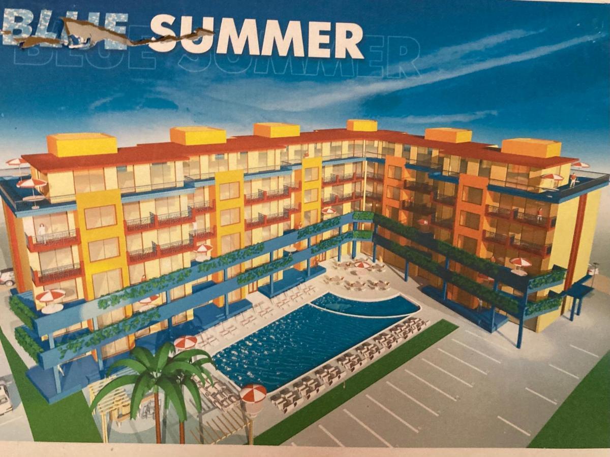Апартаменти Блу Самър 1 & 2 & 3 Pantai Sunny Bagian luar foto